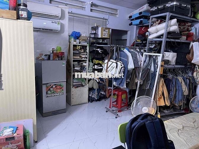 CẦN 1 NAM Ở GHÉP PHẠM THẾ HIỂN Q8