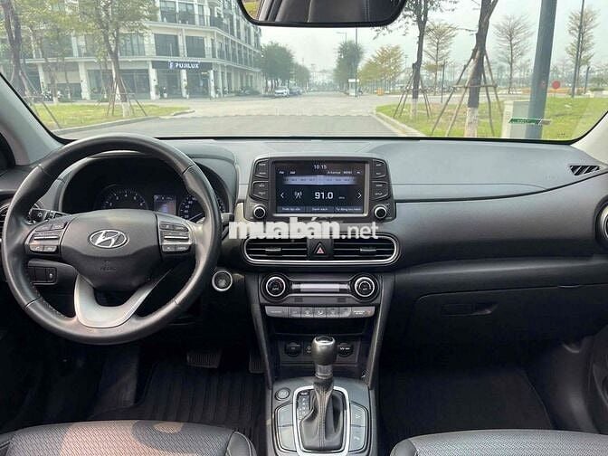 Hyundai Kona 1.6Turbo sx 2018 màu trắng rẻ đẹp