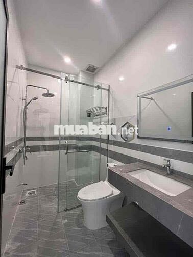 Cho Thuê Nhà Phố Đẹp DT 220m2 1Trệt 3Lầu 4Pn 5Wc Hẻm Nhựa Xe Tải Đậu