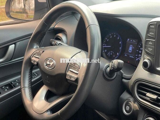 Hyundai Kona 1.6Turbo sx 2018 màu trắng rẻ đẹp