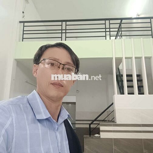 Chủ kẹt giảm 300 củ tặng luôn nhà 2 lầu 58m2 hẻm xe hơi 1 sẹc