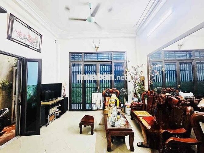 BÁN NHÀ PHỐ TRẦN CUNG GẦN KĐT NAM CƯỜNG DT 70 m 5 tầng