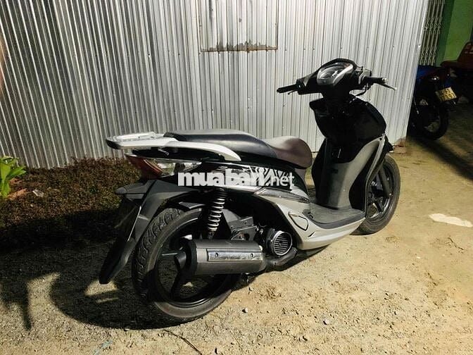 Shark 125 Fi