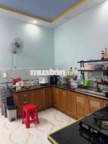 NHÀ MỚI 4 TẦNG, 4PN 5WC, SÁT CÔNG VIÊN, NGAY NGÃ TƯ HỒ HỌC LÃM