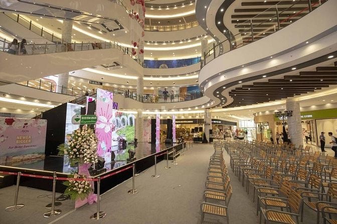 SỐ LƯỢNG CÓ HẠN cần tuyển các bạn nhân viên làm việc tại siêu thị mall