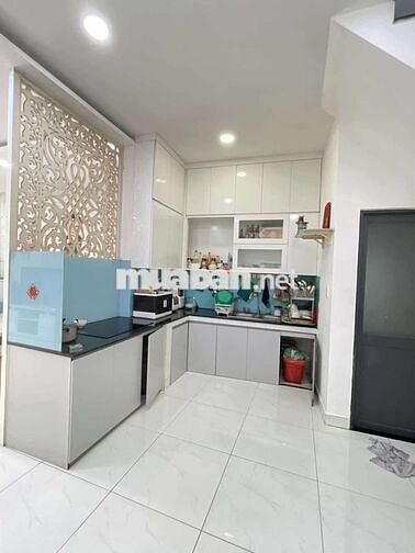 Hẻm ô tô sát nhà - 60m2 - 3 tầng-Hoàng Hoa Thám, Bình Thạnh nhỉnh 6 tỷ