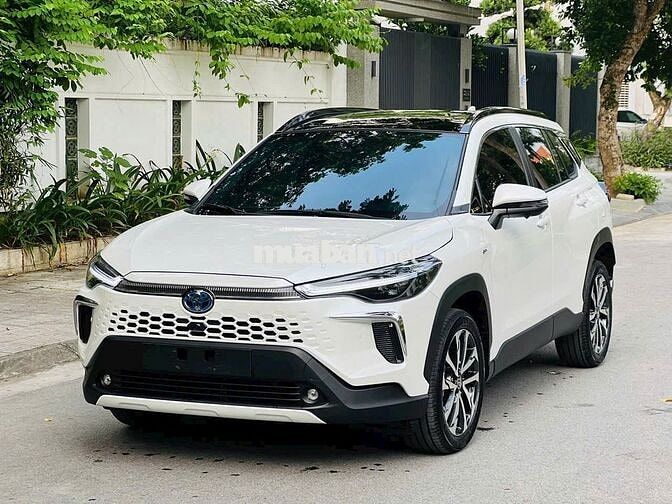 Toyota Corolla Cross 2025 1.8HEV - 400 km