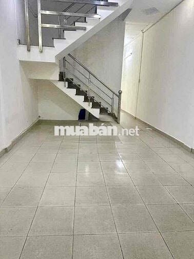 Nhà nguyên căn Quận 10, hẻm Sư Vạn Hạnh – 2 tầng, 6PN4WC, 25 Triệu/TH