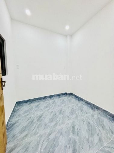 Nhà đẹp 1 trệt 1 lầu 2PN 2WC gần Chợ Phú Lâm - Quận 6