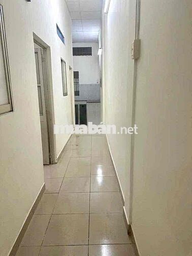 Nhà nguyên căn Quận 10, hẻm Sư Vạn Hạnh – 2 tầng, 6PN4WC, 25 Triệu/TH