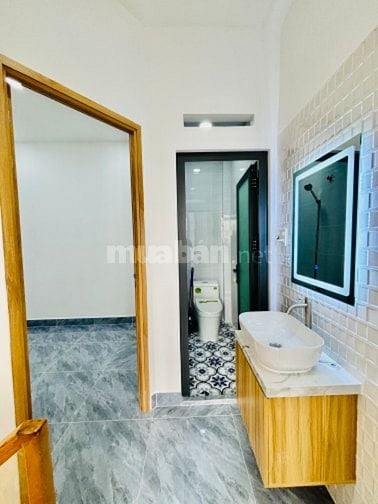 Nhà đẹp 1 trệt 1 lầu 2PN 2WC gần Chợ Phú Lâm - Quận 6