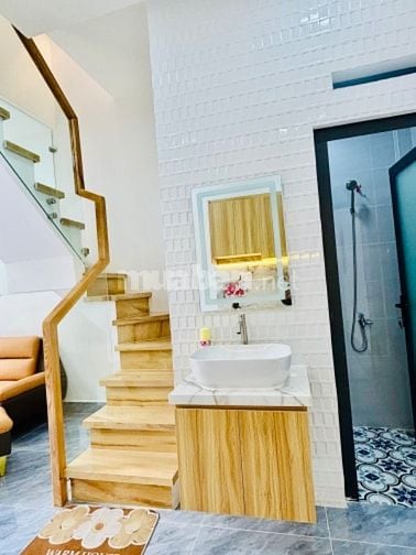 Nhà đẹp 1 trệt 1 lầu 2PN 2WC gần Chợ Phú Lâm - Quận 6