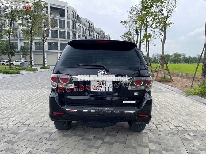 Toyota fotuner sản xuất 2016 bản số sàn máy dầu