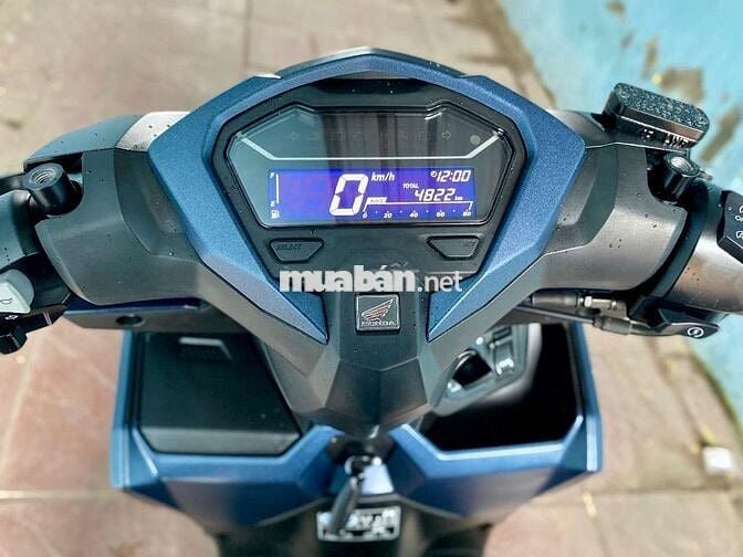 VARIO 125i 2023 Smartkey Lướt 4000Km hồ sơ cầm tay