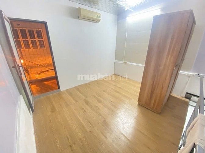 Bán Đất tặng nhà Chính Kinh, lô góc , 133m, 6,5m MT, giá 22,5 tỷ