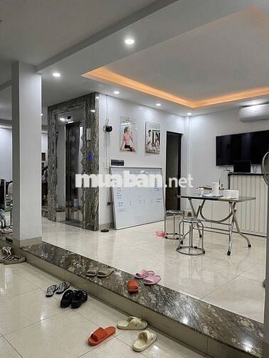 Chính chủ cho thuê nhà liền kề,Thang máy Mới tại Thanh Bình-Mỗ Lao