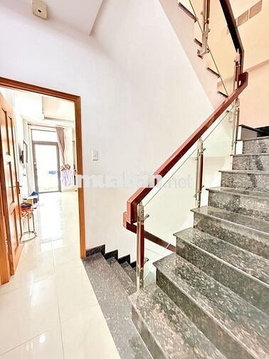 HẺM 4M - 60M2 - 4 TẦNG -HUỲNH VĂN BÁNH - P.11 - PHÚ NHUẬN - NHỈNH 8 TỶ