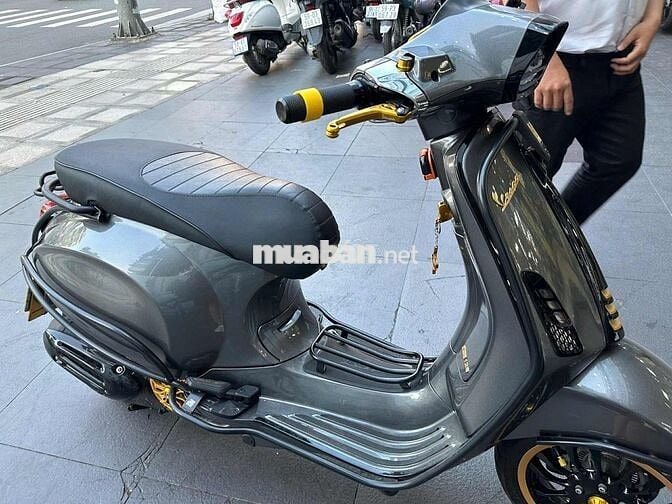 CHÍNH CHỦ CẦN BÁN VESPA - 125 - 2021 - OĐO 8K2