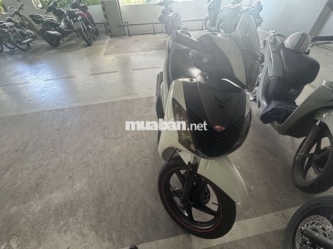 Cần bán gấp xe sh ý 150i năm 2009