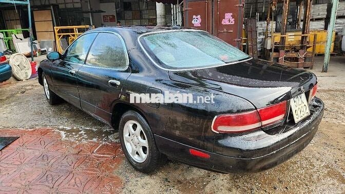 Mazda 929 Số tự động giá rẻ tập lái