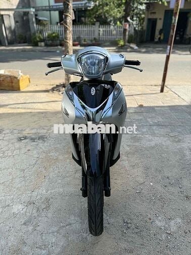 Honda SH Mode 2014 màu bạc Pos Góp trả trước 6tr5