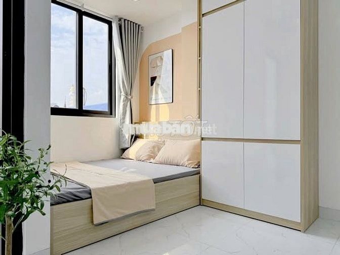 Phòng Ban công Lớn Tách bếp Full NT 35m2 Ung Văn Khiêm gần Hàng Xanh