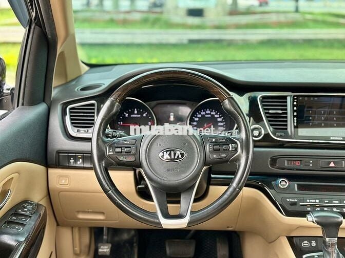 Kia Sedona 2018  - 120000 km