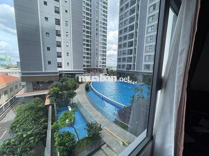 Căn 2PN View hồ bơi mát mẻ cả ngày - giá mềm chỉ 2.850 tỷ