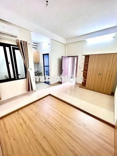 Phòng 35m2 Full NT Ban công lớn Ung Văn Khiêm gần Hàng Xanh tiện đi Q1