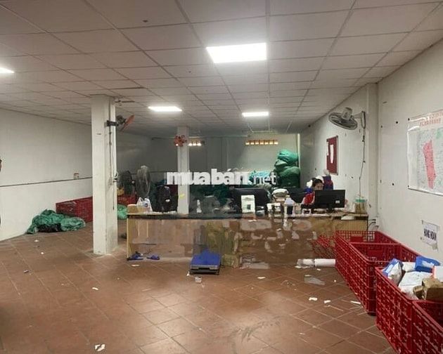 CHO THUÊ KHO CHỨA HÀNG DT 200M2 GIÁ 13 TRIỆU