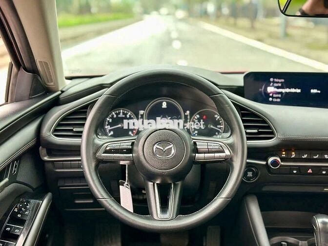 Mazda 3 2020 1.5L Deluxe - 60000 km