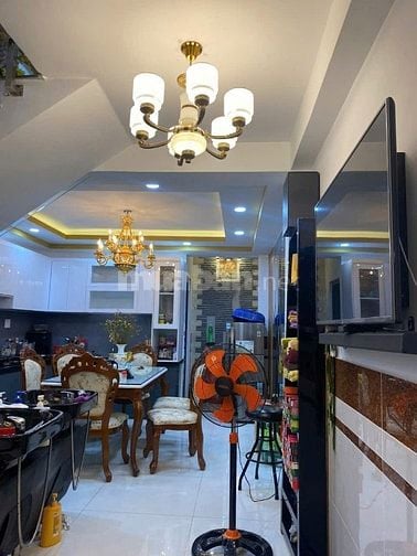 Bán nhà đường Võ Văn Hát Quận 9 Hồ Chí Minh nhà 1 trệt 2 lầu 1 lửng