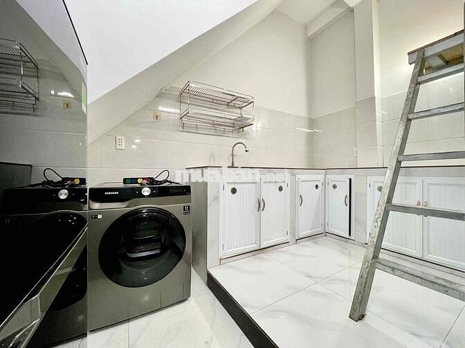 Chính chủ cho thuê duplex gác suốt full nội thất máy giặt riêng