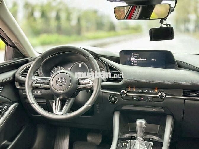 Mazda 3 2020 1.5L Deluxe - 60000 km