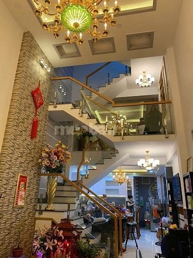 Bán nhà đường Võ Văn Hát Quận 9 Hồ Chí Minh nhà 1 trệt 2 lầu 1 lửng