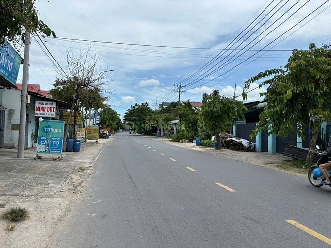 BÁN GẤP LÔ ĐẤT VÀNG – MẶT TIỀN NGUYỄN VĂN KHẠ 7x28 FULL THỔ CƯ.