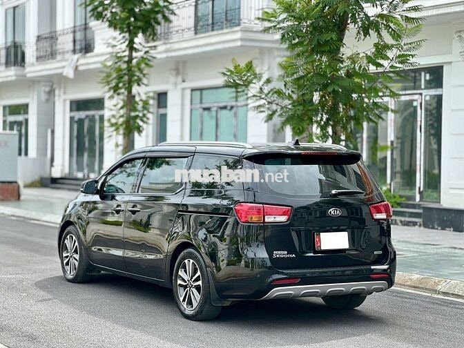 Kia Sedona 2018  - 120000 km