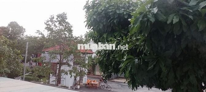 Nhà ở diện tích 120 m2 -2 phòng ngủ  Tiamo Phú Thịnh, Bình Dương