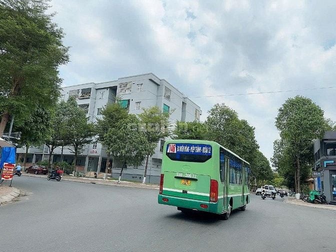 Bán Biệt thự Mini Phan Văn Trị, 3 tầng 120m2 hẻm 8m có vỉa hè giá 17.5
