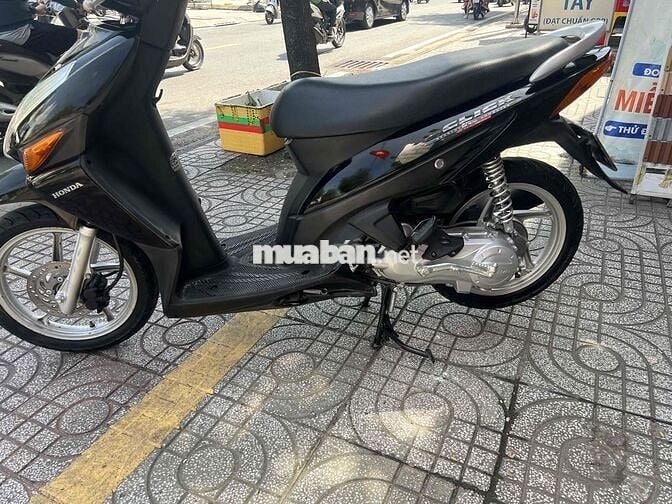 cần bán xe click