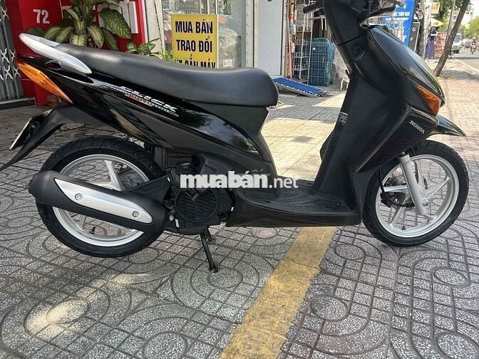 cần bán xe click