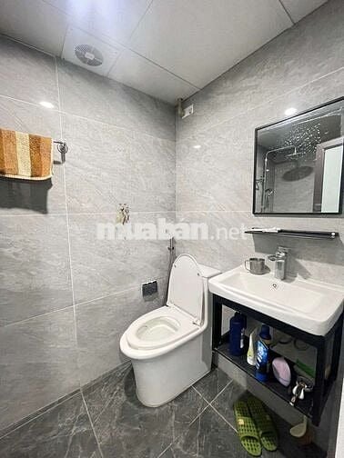 Căn Hộ Chung Cư Tầng 5 Hoàng Hoa Thám 50m2- 2 Phòng Ngủ-Full Nội Thất