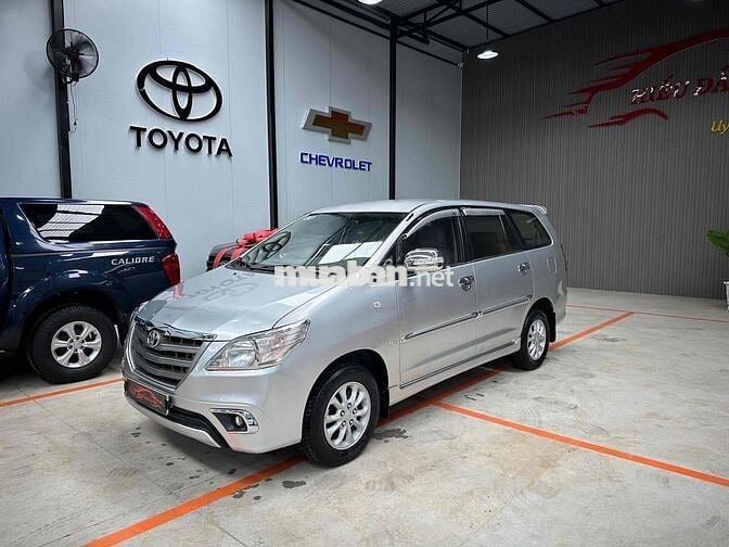 Toyota Innova 2014 E - 120245 km