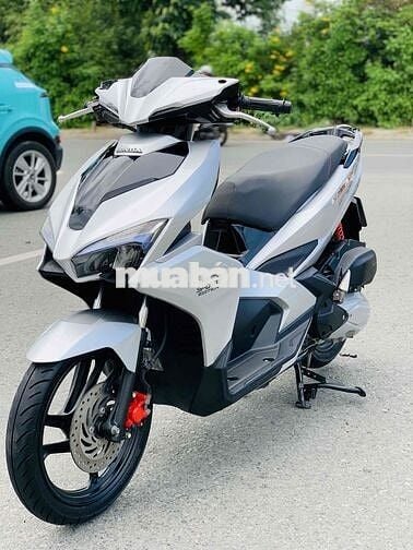 Honda Airblade bạc poscher bao đẹp máy móc bao zin