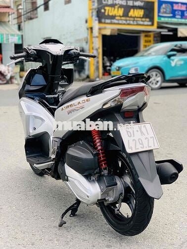 Honda Airblade bạc poscher bao đẹp máy móc bao zin