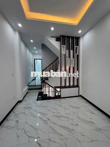 Rẻ quá Từ 2,6 tỷ NHÀ (3-4 tầng).gần ÔTÔ,trạm BUS YÊN NGHĨA,QL6 10 Phút