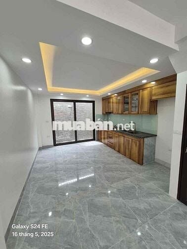 Bán Nhà riêng 60m2 tại Đông Mỹ, Thanh Trì - giá 5,85 tỷ có TL