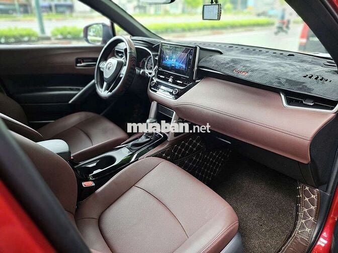 Toyota Corolla Cross 1.8V 2022 đk 2023 lướt 11.000