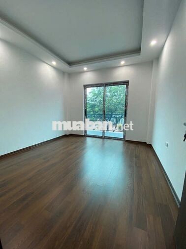 NHà 3,33 tỷ - 50m2 x 3T,Gần trục Đại Thành.400m ra chợ ,ĐH PHENIKA 10p