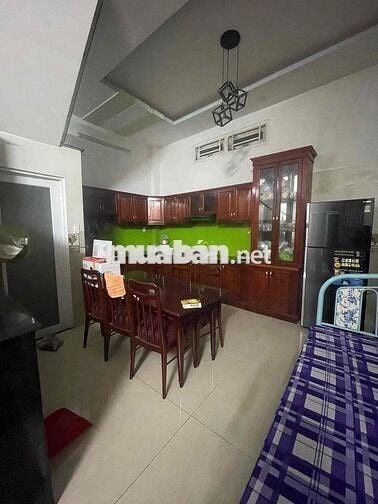 Nhà 3 Tầng,HXH, 3PN, 4WC chỉ 5,6 Tỷ